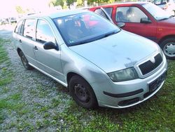 Silber Gebraucht 2007 Skoda Fabia Classic Kleinwagen | 399 €