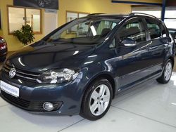 Blau Gebraucht 2009 VW Golf Plus Comfortline Van / Kleinbus | 6.880 € (Teuer)