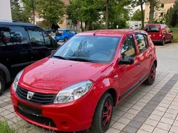 Rot Gebraucht 2009 Dacia Sandero Ambiance Kleinwagen | 2.400 € (Fairer Preis)