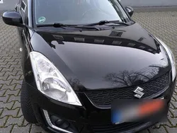 Schwarz Gebraucht 2016 Suzuki Swift Club Limousine | 7.300 € (Fairer Preis)