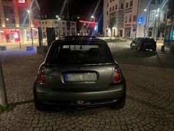 Grau Gebraucht 2002 Mini Cooper S Kleinwagen | 3.200 € (Teuer)