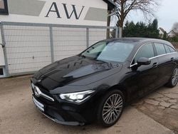 Schwarz Gebraucht 2019 Mercedes CLA200 Shooting Brake Kombi | 21.999 € (Superpreis)