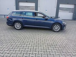 Night blue Gebraucht 2016 VW Passat Comfortline Kombi | 7.990 € (Guter Preis)