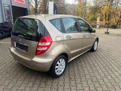 Gold Gebraucht 2005 Mercedes A180 Kleinwagen | 5.200 € (Fairer Preis)