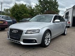 Silber Gebraucht 2011 Audi A4 Ambition Kombi | 5.590 € (Guter Preis)