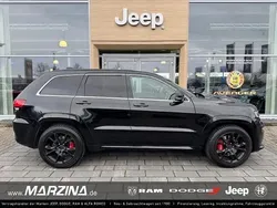 Brilliant black crystal pearl Gebraucht 2016 Jeep Grand Cherokee SRT SUV | 27.890 € (Superpreis)
