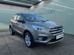 Silber Gebraucht 2019 Ford Kuga Cool & Connect SUV | 17.190 € (Fairer Preis)