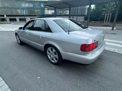 Silber Gebraucht 2000 Audi S8 Limousine | 9.500 €