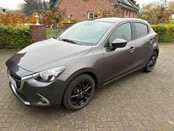 Grau Gebraucht 2018 Mazda 2 Kizoku Kleinwagen | 12.750 € (Fairer Preis)