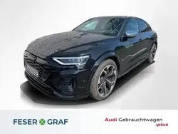 Mythosschwarz metallic Gebraucht 2024 Audi SQ8 e-tron Ambiente SUV | 79.886 € (Guter Preis)