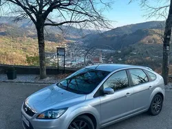 Silber Gebraucht 2009 Ford Focus Kleinwagen | 3.800 € (Etwas zu teuer)