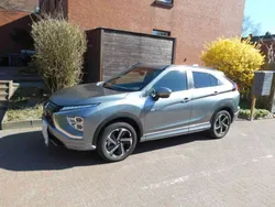 Grau Gebraucht 2024 Mitsubishi Eclipse Cross Select SUV | 28.900 € (Fairer Preis)