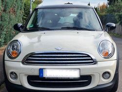 Weiß Gebraucht 2010 Mini Cooper Kleinwagen | 3.900 € (Fairer Preis)