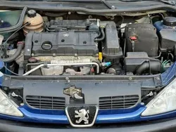 Blau Gebraucht 2005 Peugeot 206 Platinum Cabrio | 1.900 € (Fairer Preis)