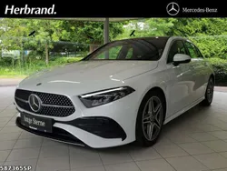 Digitalweiß Gebraucht 2024 Mercedes A180 AMG Limousine | 30.890 € (Fairer Preis)