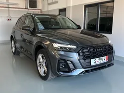 Grau Gebraucht 2022 Audi Q5 S-Line SUV | 42.000 € (Fairer Preis)