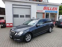 Grau Gebraucht 2011 Mercedes E200 Avantgarde Kombi | 12.990 € (Etwas zu teuer)