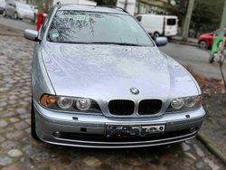 Blau Gebraucht 2004 BMW 520 Lifestyle Kombi | 3.900 € (Fairer Preis)