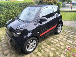 Schwarz Gebraucht 2021 Smart ForTwo Electric Drive Coupé | 10.250 € (Etwas zu teuer)