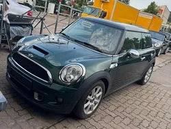Grün Gebraucht 2012 Mini Cooper SD Kleinwagen | 9.000 € (Etwas zu teuer)