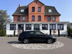 Schwarz Gebraucht 2021 Hyundai i30 Edition 30 Limousine | 11.950 € (Fairer Preis)