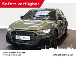 Distriktgrün metallic Neu 2025 Audi A1 S-Line Kleinwagen | 41.900 € (Teuer)