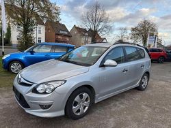 Silber Gebraucht 2011 Hyundai i30 Edition Kombi | 5.500 € (Fairer Preis)