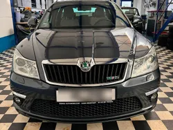 Grau Gebraucht 2012 Skoda Octavia RS Kombi | 6.800 € (Superpreis)