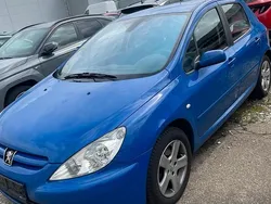 Blau Gebraucht 2004 Peugeot 307 Limousine | 850 € (Guter Preis)