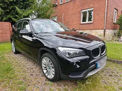 Schwarz Gebraucht 2013 BMW X1 Sport Line SUV | 10.900 €