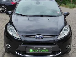 Schwarz Gebraucht 2011 Ford Fiesta Titanium Kleinwagen | 4.499 € (Fairer Preis)
