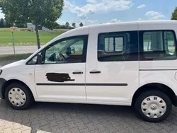 Weiß Gebraucht 2013 VW Caddy Trendline Van / Kleinbus | 6.990 € (Guter Preis)
