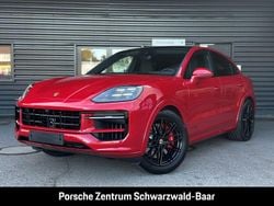 Karminrot Neu 2025 Porsche Cayenne GTS SUV | 171.000 € (Etwas zu teuer)