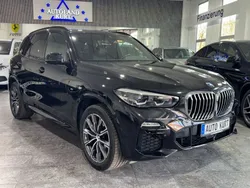 Black sapphire metallic Gebraucht 2020 BMW X5 M Sport SUV | 32.900 € (Guter Preis)