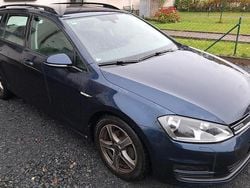 Blau Gebraucht 2025 VW Golf VIII Trendline Kombi | 8.200 €