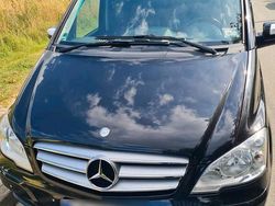 Schwarz Gebraucht 2011 Mercedes Viano Van / Kleinbus | 16.900 €