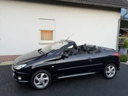 Schwarz Gebraucht 2007 Peugeot 206 CC Platinum Cabrio | 3.500 € (Etwas zu teuer)