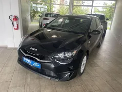 Schwarz Gebraucht 2022 Kia Ceed Limousine | 20.990 € (Guter Preis)