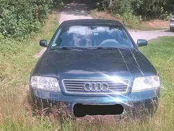 Grün Gebraucht 1999 Audi A6 Limousine | 2.500 € (Etwas zu teuer)