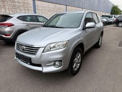 Silber Gebraucht 2011 Toyota RAV4 Sol SUV | 5.299 € (Fairer Preis)