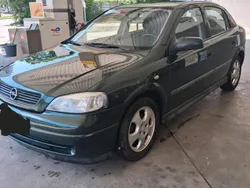 Grün Gebraucht 2000 Opel Astra Limousine | 2.500 € (Fairer Preis)
