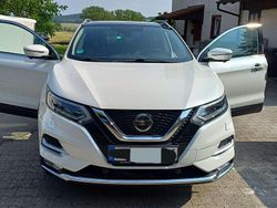 Weiß Gebraucht 2019 Nissan Qashqai N-Motion SUV | 16.490 € (Fairer Preis)