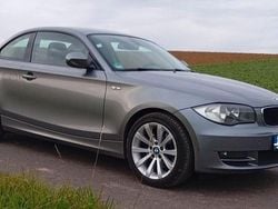 Grau Gebraucht 2010 BMW 120 Coupé Coupé | 4.789 € (Fairer Preis)