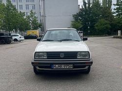 Weiß Gebraucht 1989 VW Jetta Limousine | 6.999 €