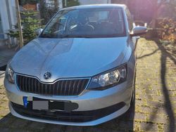 Silber Gebraucht 2015 Skoda Fabia Ambition Kleinwagen | 4.850 € (Fairer Preis)