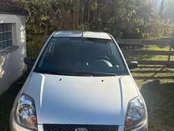 Silber Gebraucht 2007 Ford Fiesta Kleinwagen | 1.999 € (Fairer Preis)