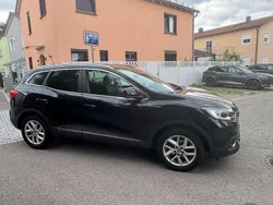Schwarz Gebraucht 2015 Renault Kadjar Experience SUV | 8.300 € (Guter Preis)