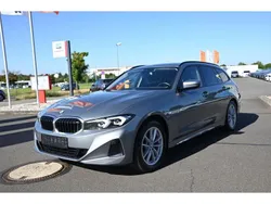 Grau Gebraucht 2023 BMW 320 Shadowline Kombi | 32.990 € (Guter Preis)