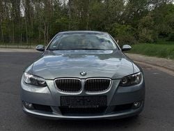 Silber Gebraucht 2006 BMW 325 Performance Coupé | 9.400 € (Fairer Preis)