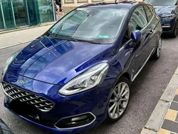 Blau Gebraucht 2018 Ford Fiesta Vignale Kleinwagen | 8.500 €